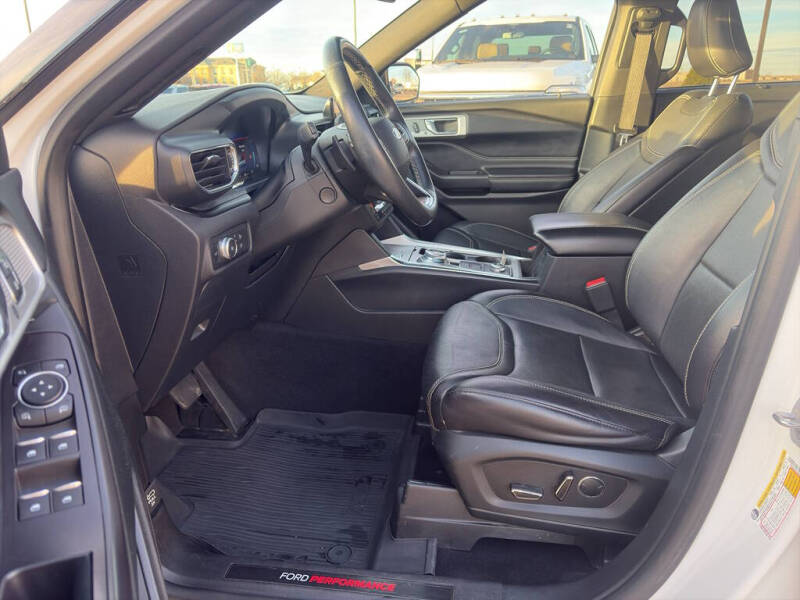 2020 Ford Explorer ST