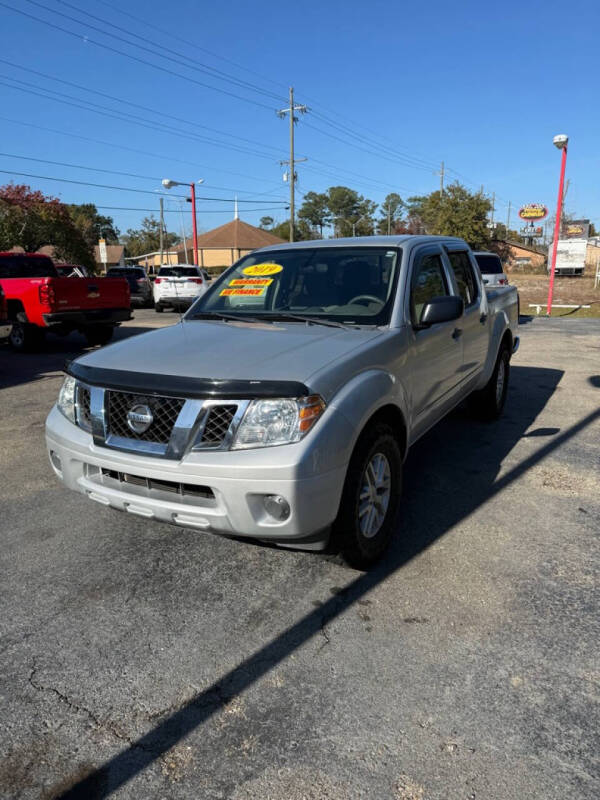 2019 Nissan Frontier SV's photo