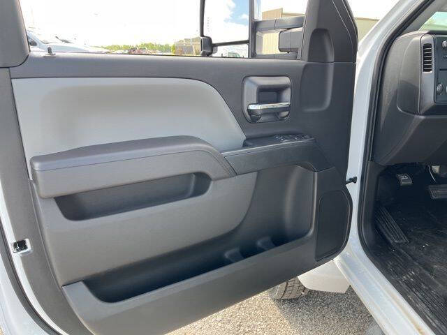 2023 Chevrolet Silverado 6500HD