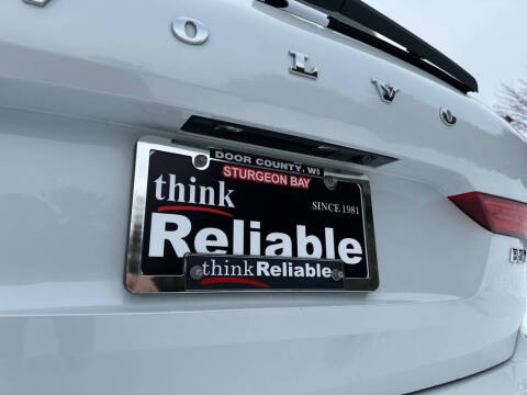 2025 Volvo XC60 B5 Plus Dark Theme