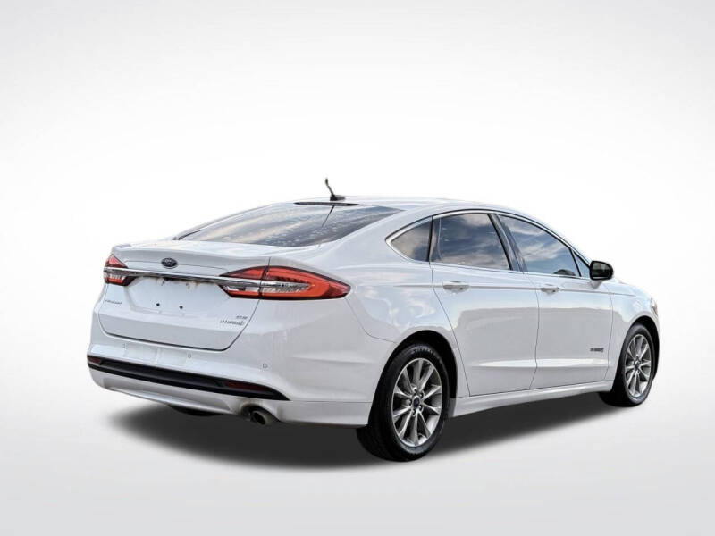 2017 Ford Fusion Hybrid SE