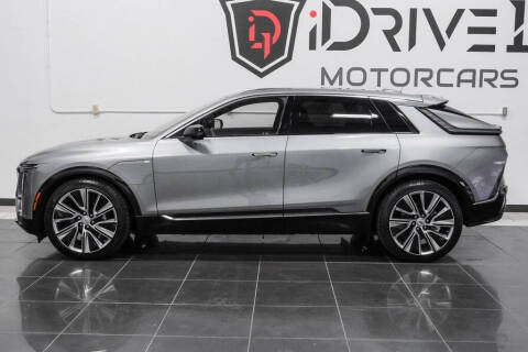 2024 Cadillac LYRIQ Luxury 3