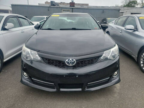 2013 Toyota Camry for sale at OFIER AUTO SALES in Freeport NY