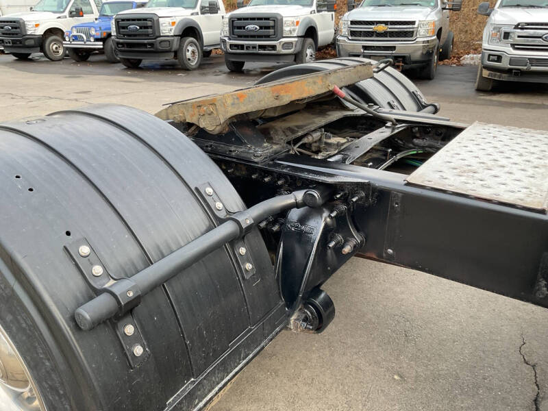 2016 Freightliner Cascadia