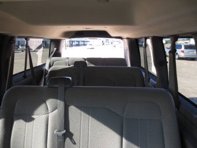 2016 Chevrolet Express LT 2500