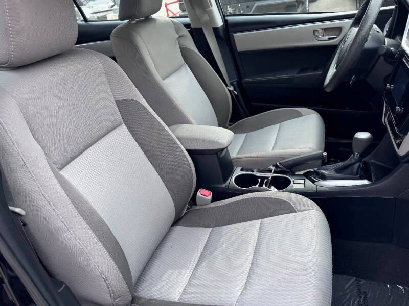 2017 Toyota Corolla LE