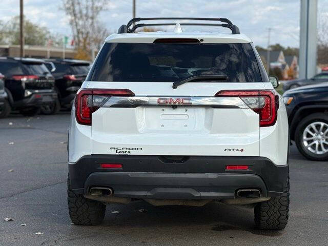 2023 GMC Acadia AT4