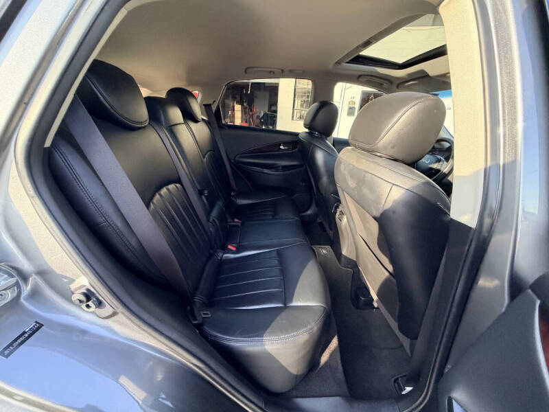 2012 Infiniti EX35
