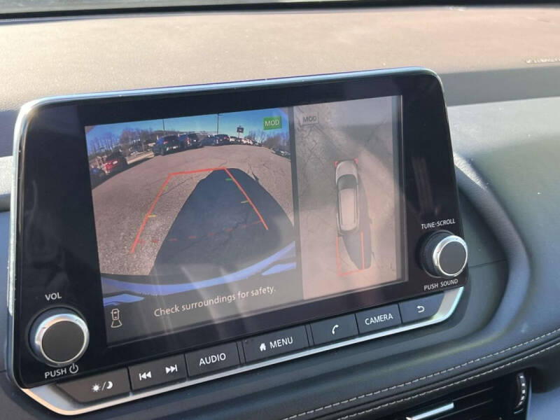 2021 Nissan Rogue SV