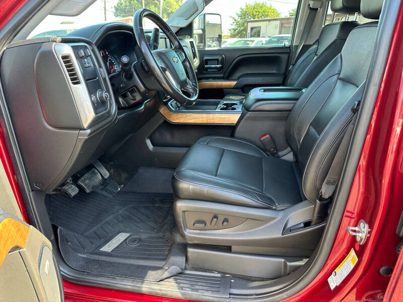 2018 Chevrolet Silverado 1500 LTZ photo 28