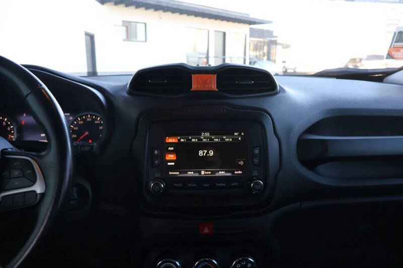 2017 Jeep Renegade Trailhawk