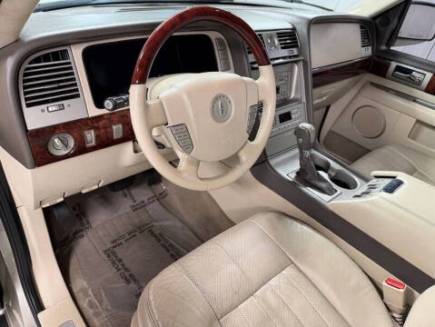 2004 Lincoln Navigator Luxury