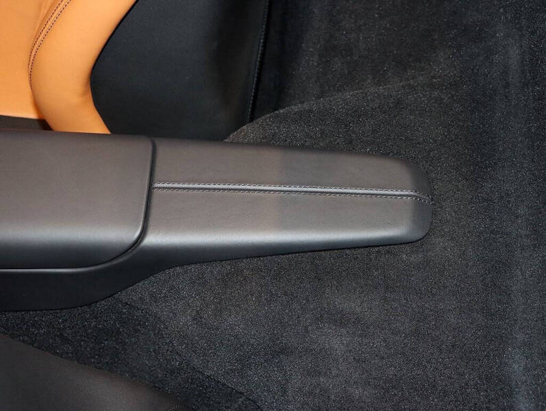 2024 Ferrari 296 GTS