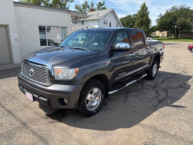 2011 Toyota Tundra Limited's photo