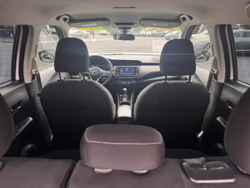 2021 Nissan Kicks SV