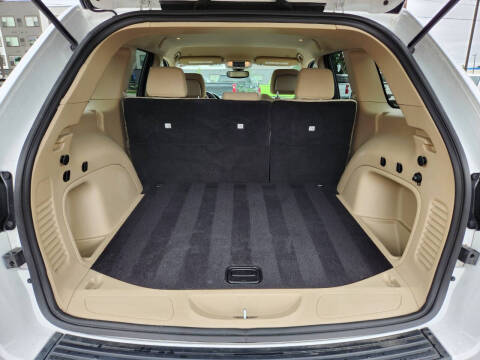 2022 Jeep Grand Cherokee WK Laredo E