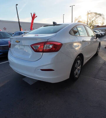 2017 Chevrolet Cruze LS Auto