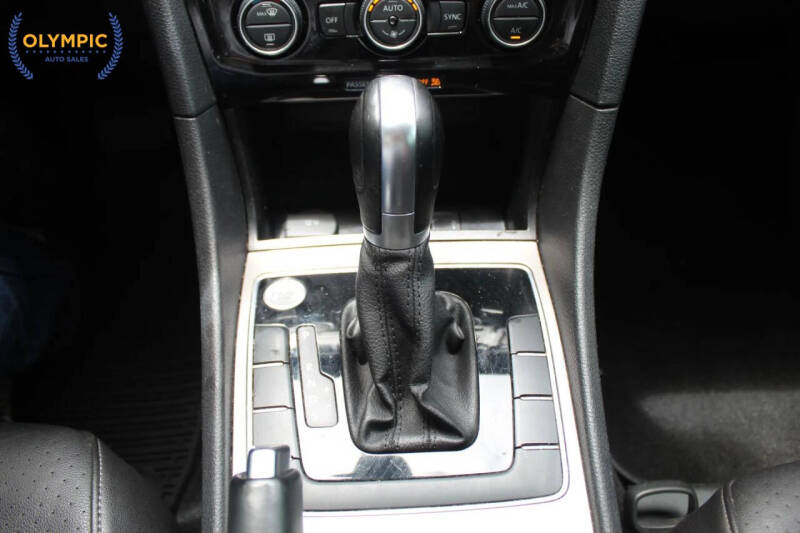 2020 Volkswagen Passat SE