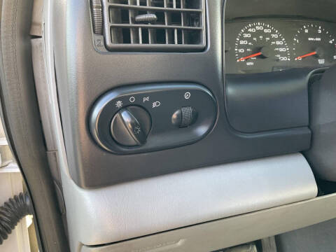 2005 Ford Excursion XLT