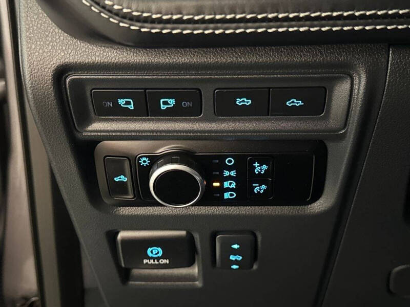 2023 Ford F-150 Lightning Platinum