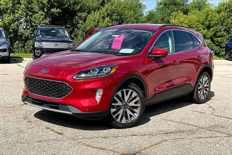Used 2022 Ford Escape Titanium with VIN 1FMCU9J9XNUB57579 for sale in Montevideo, Minnesota