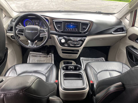 2019 Chrysler Pacifica Touring L