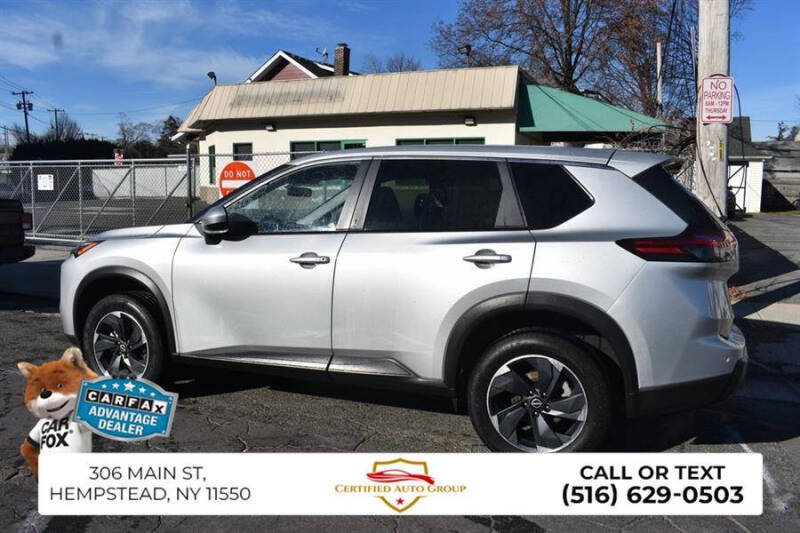 2024 Nissan Rogue SV