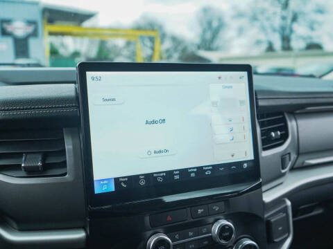 2023 Ford Expedition MAX XLT