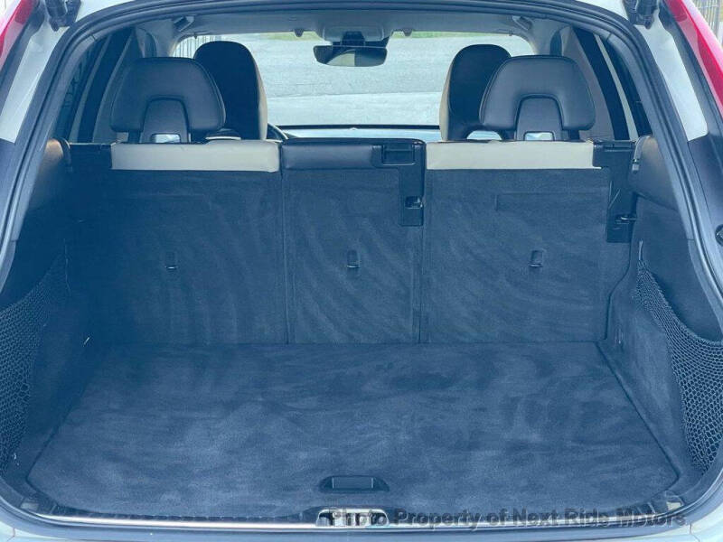 2017 Volvo XC60 T6 Dynamic