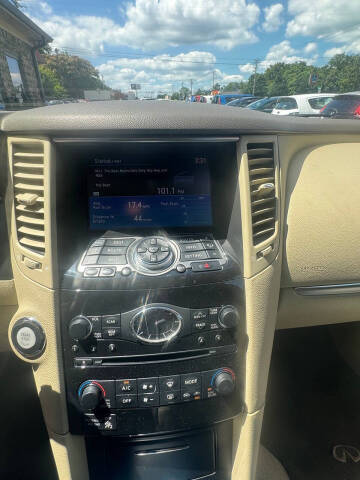 2012 Infiniti FX35