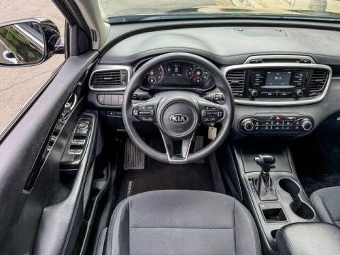 2017 Kia Sorento LX V6