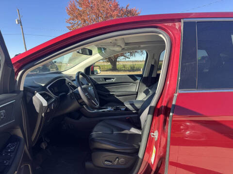 2017 Ford Edge Titanium