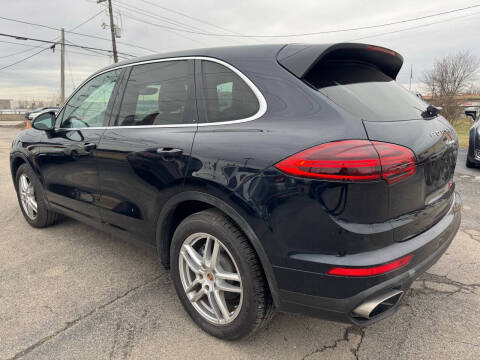 2018 Porsche Cayenne Platinum Edition