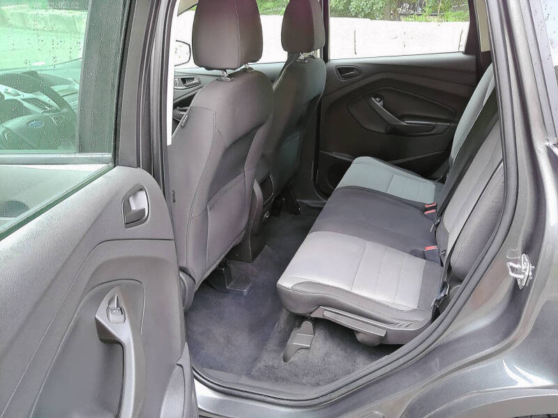 2017 Ford Escape S