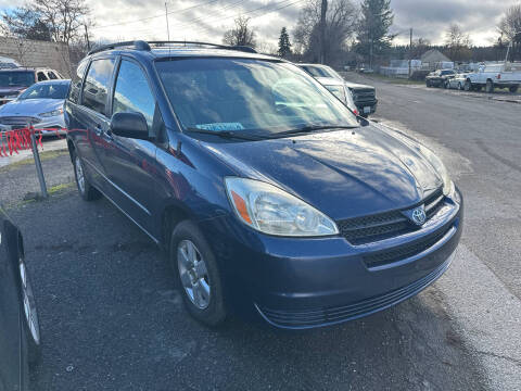 2005 Toyota Sienna LE 7 Passenger
