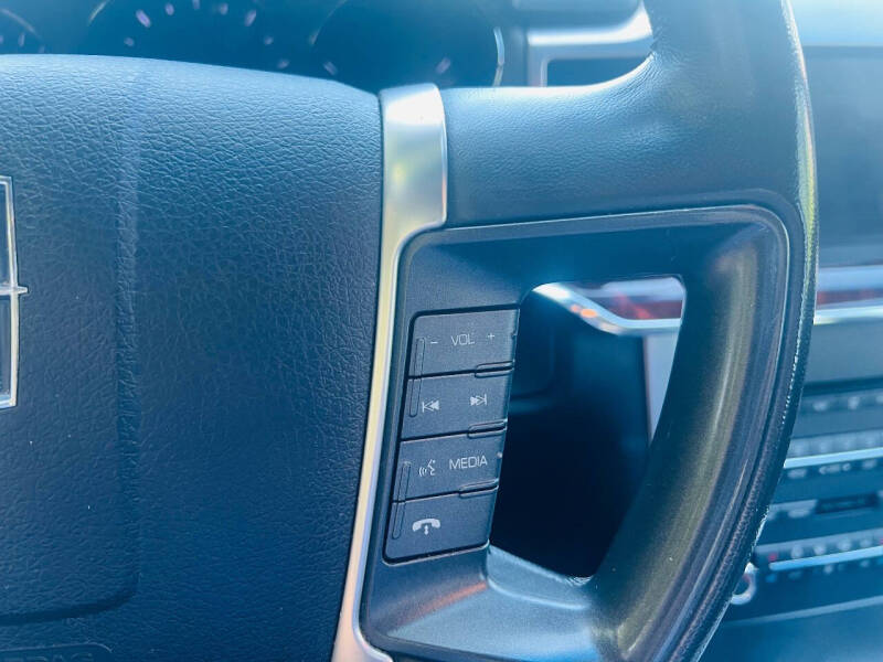 2011 Lincoln MKZ