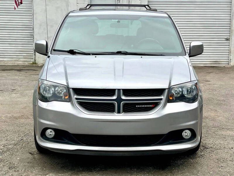 2014 Dodge Grand Caravan R/T