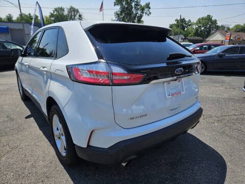 2020 Ford Edge SE