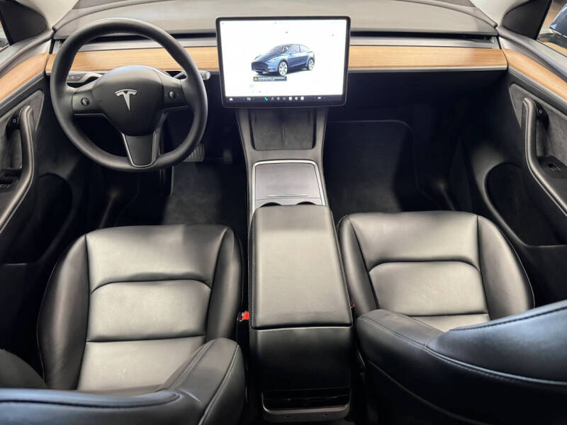2024 Tesla Model Y Long Range