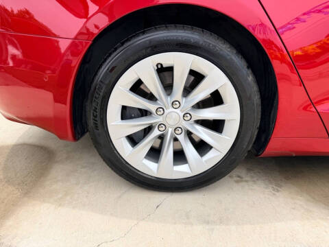 2017 Tesla Model S 75D