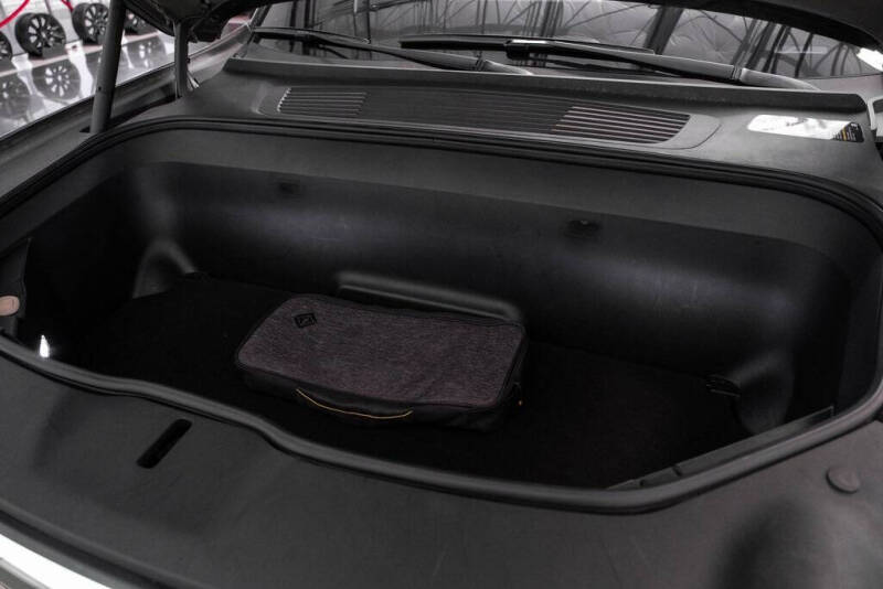 2022 Rivian R1T Launch Edition