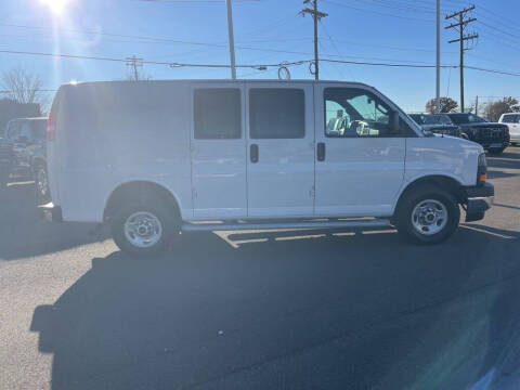 2023 GMC Savana 2500