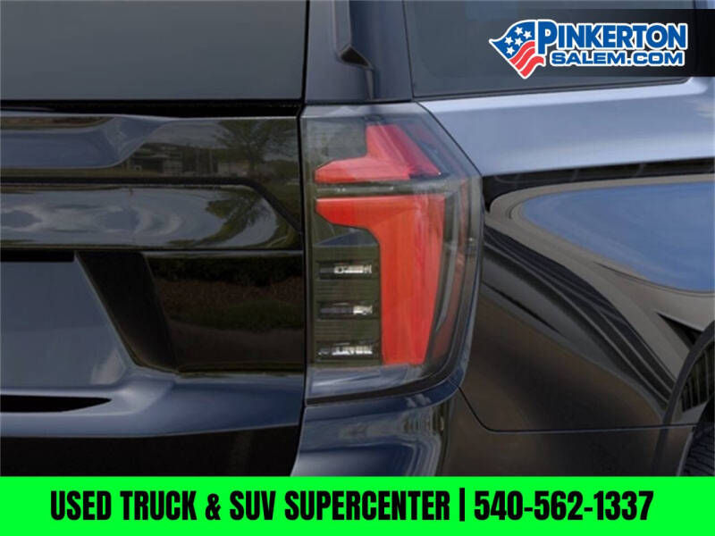 2025 Chevrolet Suburban LS