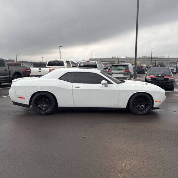 2016 Dodge Challenger SXT