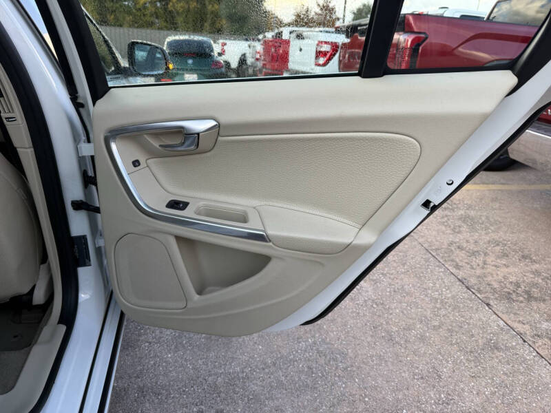 2014 Volvo S60 T5 Premier