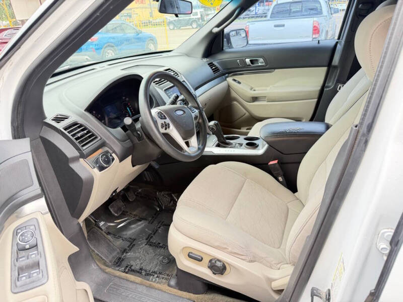 2013 Ford Explorer