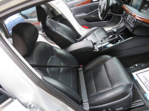 2018 Kia Cadenza Technology