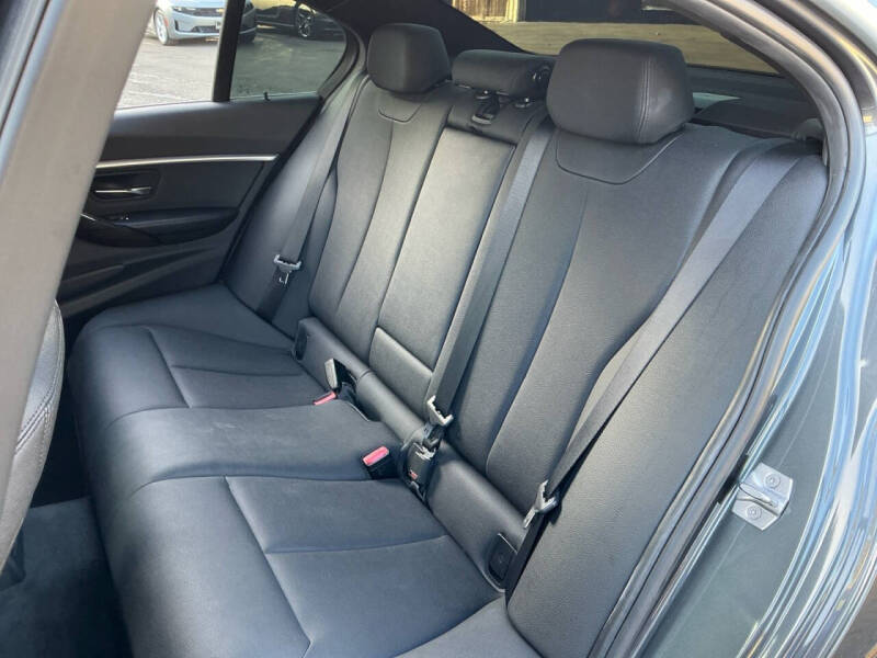 2018 BMW 3 Series 330i