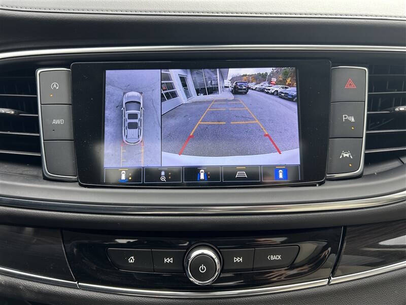 2023 Buick Enclave Premium