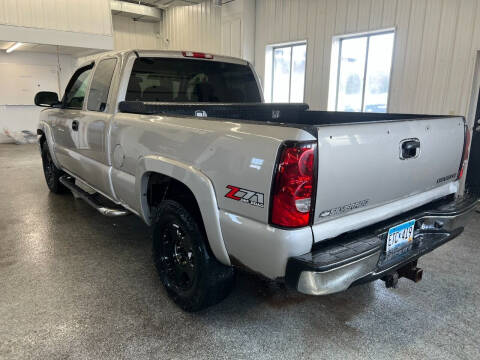 2007 Chevrolet Silverado 1500 Classic for sale at Sand's Auto Sales in Cambridge MN
